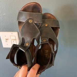 Roan by Bed Stu sandals
